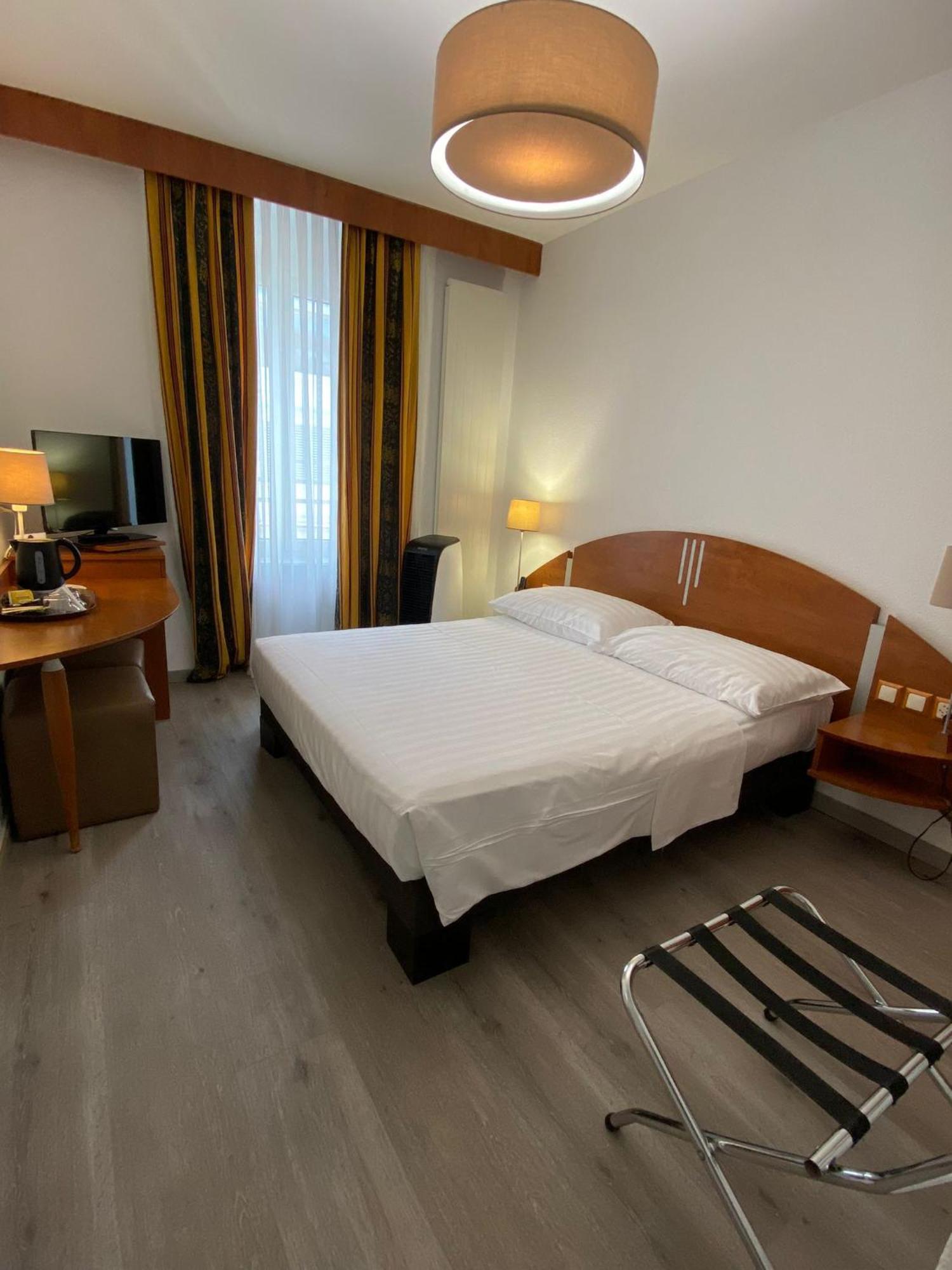 Hotel Admiral Geneva Exterior photo